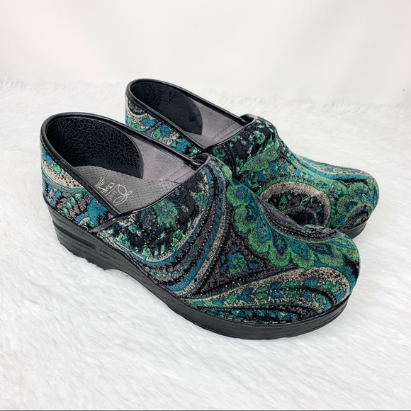 vegan nursing shoes